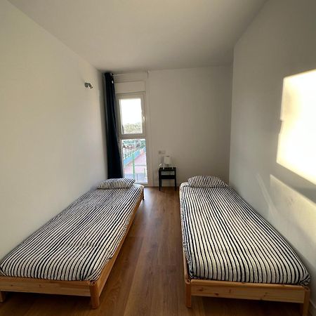 Apartamentos Canet Al Mar. カネット・デ・ベレンゲル エクステリア 写真