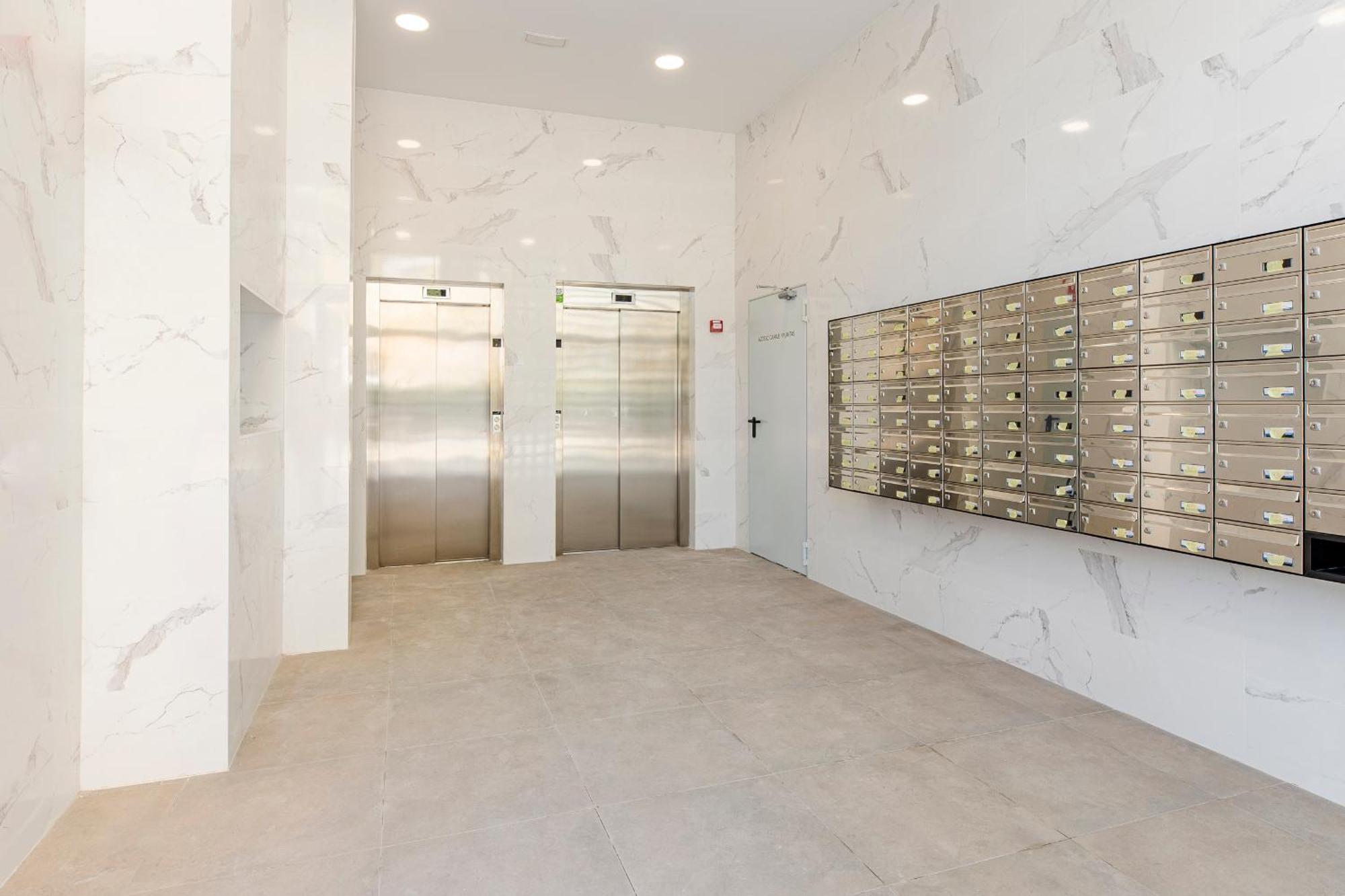 Apartamentos Canet Al Mar. カネット・デ・ベレンゲル エクステリア 写真