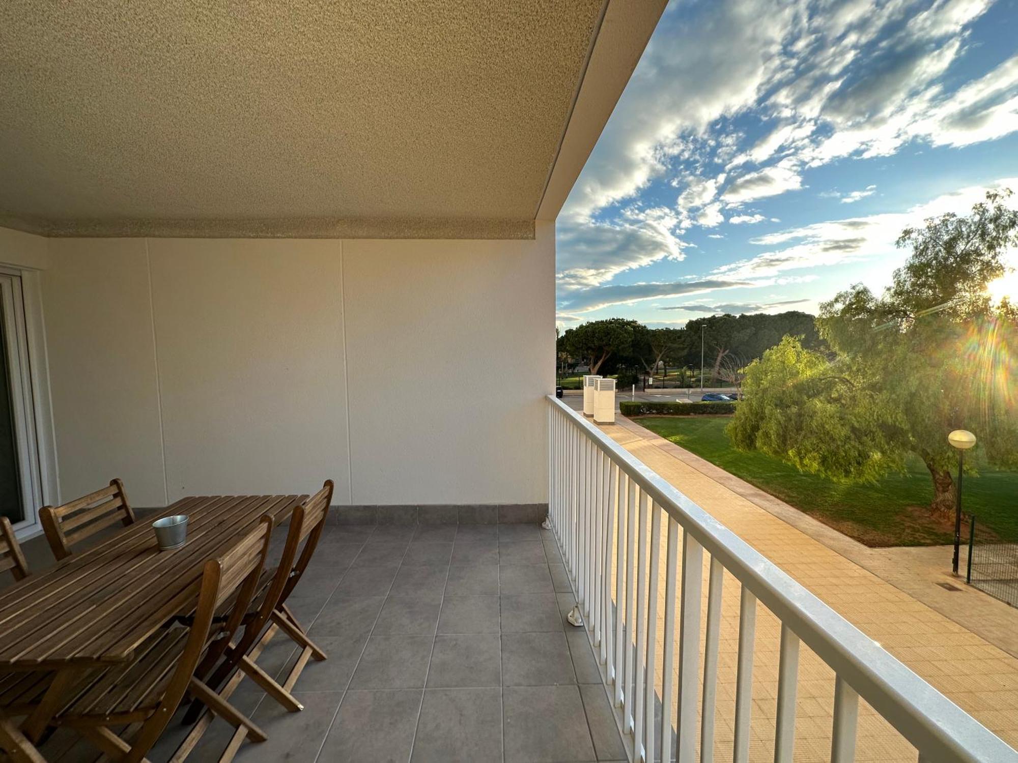 Apartamentos Canet Al Mar. カネット・デ・ベレンゲル エクステリア 写真