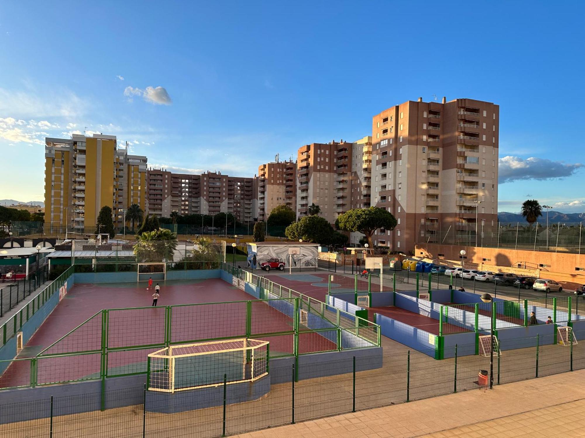 Apartamentos Canet Al Mar. カネット・デ・ベレンゲル エクステリア 写真
